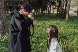 Hẹn hò với người giống tình cũ