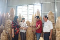 Hỗ trợ phụ nữ khởi nghiệp phát triển kinh tế gia đình