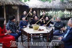 'Truyền lửa' hát Then, đàn Tính
