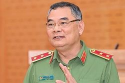 Trung tướng Tô Ân Xô thông tin về diễn tiến điều tra vụ 'thổi giá' cây xanh ở Hà Nội