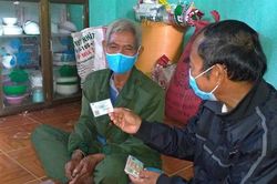 Hỗ trợ bệnh nhân lao tiếp cận với thẻ BHYT