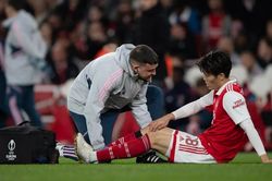 Arsenal mất trụ cột đến hết mùa giải