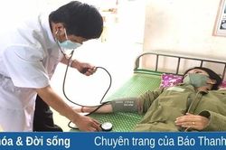 Bác sỹ người Mông tận tụy với nghề