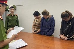 Ba 'chị đẹp' giả danh bác sĩ để lừa bán thuốc 'rởm'
