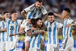 Messi tỏa sáng, Argentina thắng nhẹ giao hữu Panama