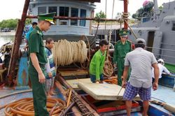 Bắt vụ vận chuyển khoảng 20.000 lít dầu DO không rõ nguồn gốc