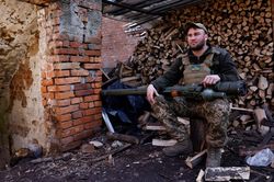Ukraine chuẩn bị phản công khi Nga gặp khó ở Bakhmut