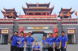Gương mặt trẻ Việt Nam tiêu biểu tham quan khu di tích danh thắng Tây Thiên