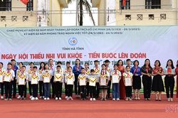 Hà Tĩnh tuyên dương 29 'Dũng sỹ nghìn việc tốt'