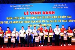Quảng Ninh: Bầu chọn huấn luyện viên, vận động viên tiêu biểu vùng Mỏ