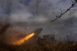 Xung đột Nga-Ukraine: Moscow cảnh báo gắt nếu không thiết lập vùng đệm phi quân sự, Tây Ban Nha nói 'Trung Quốc là người chơi toàn cầu'