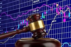 Ủy ban chứng khoán 'tuýt còi' doanh nghiệp bán chui cổ phiếu quỹ