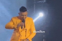 Lương Bằng Quang gặp sự cố 'đỏ mặt' trên sân khấu