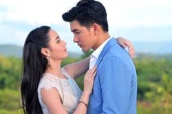 Lòng rối bời khi nhận món quà quý giá từ anh chủ nhà trọ