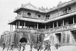 Chính trị - Xã hội Chính trị - Xã hội Bước tạo đà thắng lợi trong chiến dịch Hồ Chí Minh