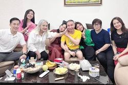 NSND Hoàng Cúc, Hồng Diễm tới nhà thăm NSND Công Lý