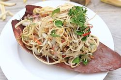 Cách làm nộm hoa chuối thơm ngon, tốt cho sức khỏe