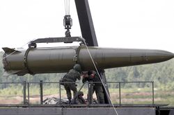 Vũ khí hạt nhân chiến thuật ông Putin định đưa sang Belarus bao gồm gì
