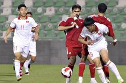 Thua trắng 4 bàn, U23 Việt Nam của HLV Troussier trả giá đắt vì điểm yếu đáng lo
