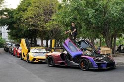 Hoàng Kim Khánh 'show hàng' dàn siêu xe trăm tỷ ở Phúc Quốc, vắng Koenigsegg