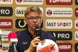 HLV Troussier: U23 Việt Nam chơi tốt, không đáng thua 4 bàn trước U23 UAE