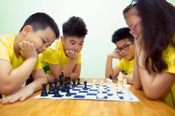 Hơn 250 kỳ thủ nhí tranh tài tại giải cờ vua Siêu tốc Bá Vương