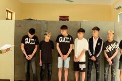 Con trai bị nhóm đối tượng đuổi đánh trong đêm, bố làm đơn trình báo công an
