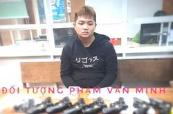 Triệt phá lò sản xuất súng quân dụng 'khủng' tại TPHCM