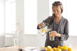 Loại nước tốt hơn thuốc bổ nên uống mỗi ngày khi giao mùa