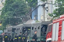 Hàng trăm cảnh sát kiểm tra công ty tài chính ở TPHCM