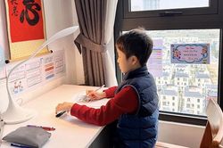 Học sinh lớp 3 viết văn tả 'mùi của mẹ' khiến nhiều người thích thú