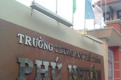 TP.HCM xuất hiện chiêu lừa học sinh: 'Ba con bị tai nạn'