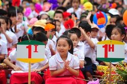 Dẹp nạn 'chạy' trường