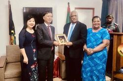 Vanuatu muốn mở rộng hợp tác với Việt Nam về y tế và ứng phó biến đổi khí hậu