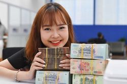 Giữa sóng hạ lãi suất, một ngân hàng bật tăng lãi suất huy động