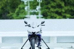 Yamaha tung môtô tự cân bằng, người lái chỉ ngồi 'hưởng thụ'