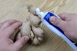 Trộn kem đánh răng với gừng: Mẹo hay ai cũng cần, giải quyết ngay vấn đề nan giải trong nhà