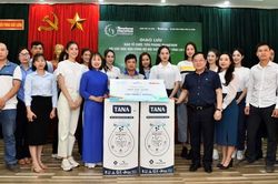 Hoa hậu Việt Nam 'mang' nước sạch về vùng biên cương