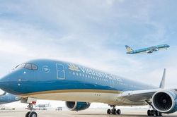Vietnam Airlines đang dùng 'kế hoãn binh' trước nguy cơ cổ phiếu bị hủy niêm yết?