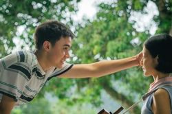 Phim hay chiếu rạp: 'Tình Chị Duyên Em' - Tình yêu không có lỗi, lỗi tại sinh đôi