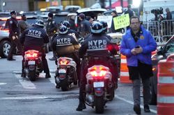 Cảnh sát New York sẵn sàng ứng phó sau khi ông Trump bị truy tố