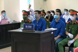 Lợi dụng quyền tự do dân chủ để chống phá đất nước
