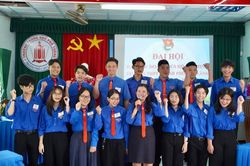 Thanh xuân bên Đoàn