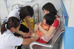 Bộ Y tế hướng dẫn về khám sàng lọc trước tiêm chủng cho trẻ em