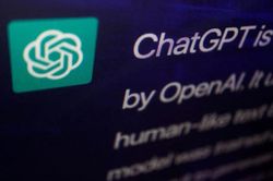 Ý cấm ChatGPT, bắt đầu điều tra những lo ngại về quyền riêng tư