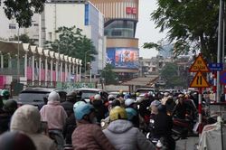 34 điểm ùn tắc ở Hà Nội: Không thể giải tỏa nơi này, nơi khác xuất hiện