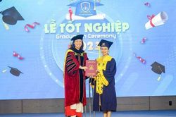 Hơn 1.000 sinh viên Trường ĐH Nguyễn Tất Thành tốt nghiệp