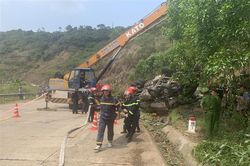 Khẩn trương làm rõ nguyên nhân vụ tai nạn giao thông làm 4 người tử vong tại Phú Yên