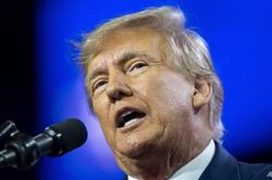 Ông Trump sẽ phát biểu sau khi bị buộc tội vào thứ Ba