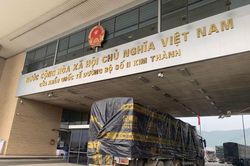 Lào Cai 'thấp thỏm' vì giá trị xuất khẩu sang Trung Quốc liên tục sụt giảm